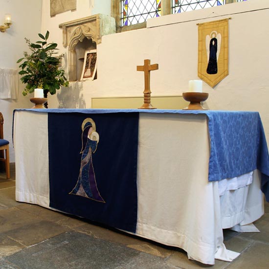 QR-Bank-Altar-LadyChapelAylshamParishChurch