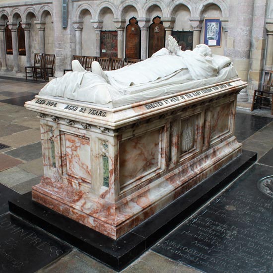 QR-Bank-Memorial-NorwichCathedral